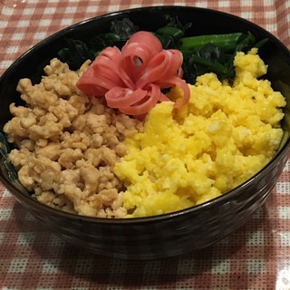 母の日に☆3色そぼろ丼♪